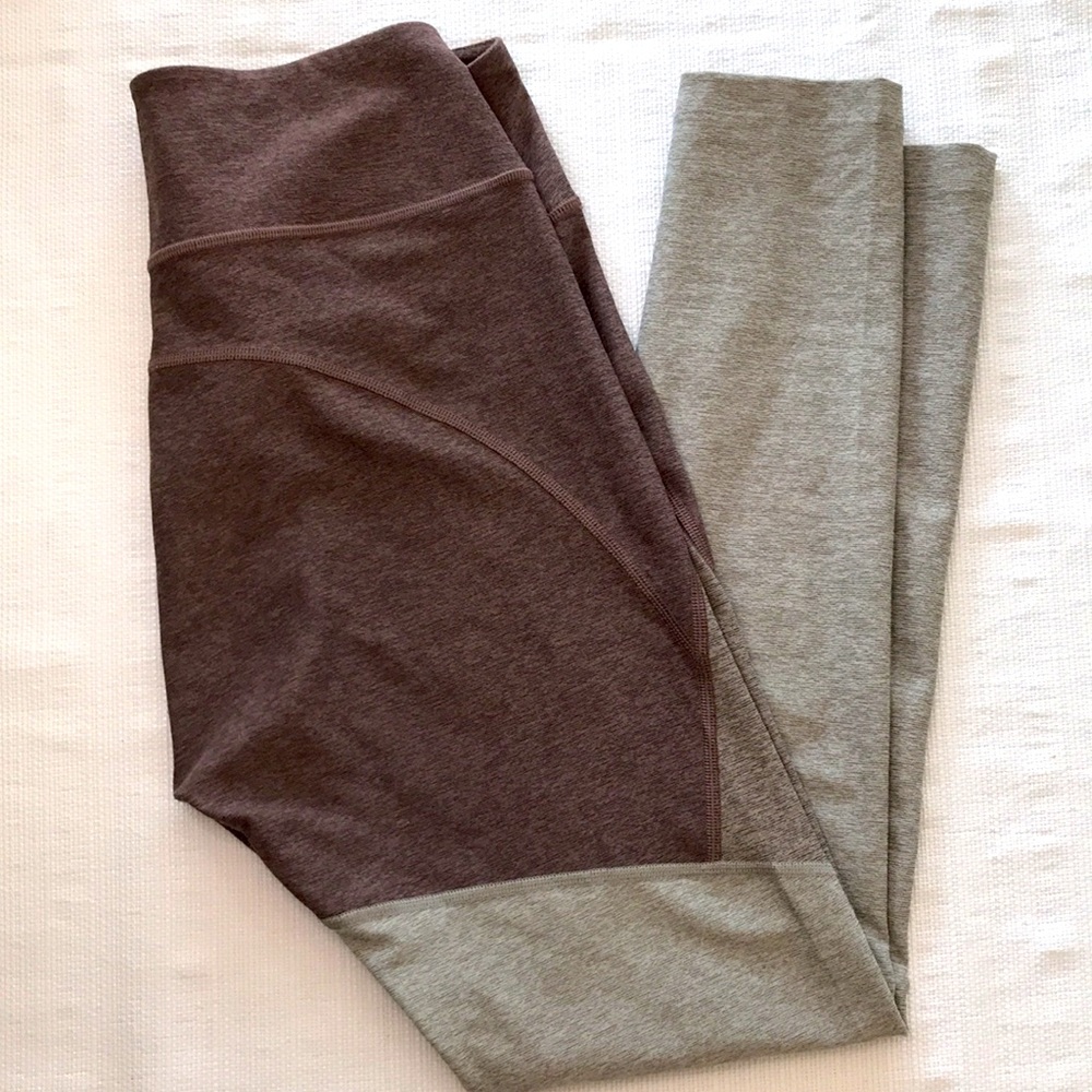 Outdoor Voices Tri tone 7/8 leggings, M